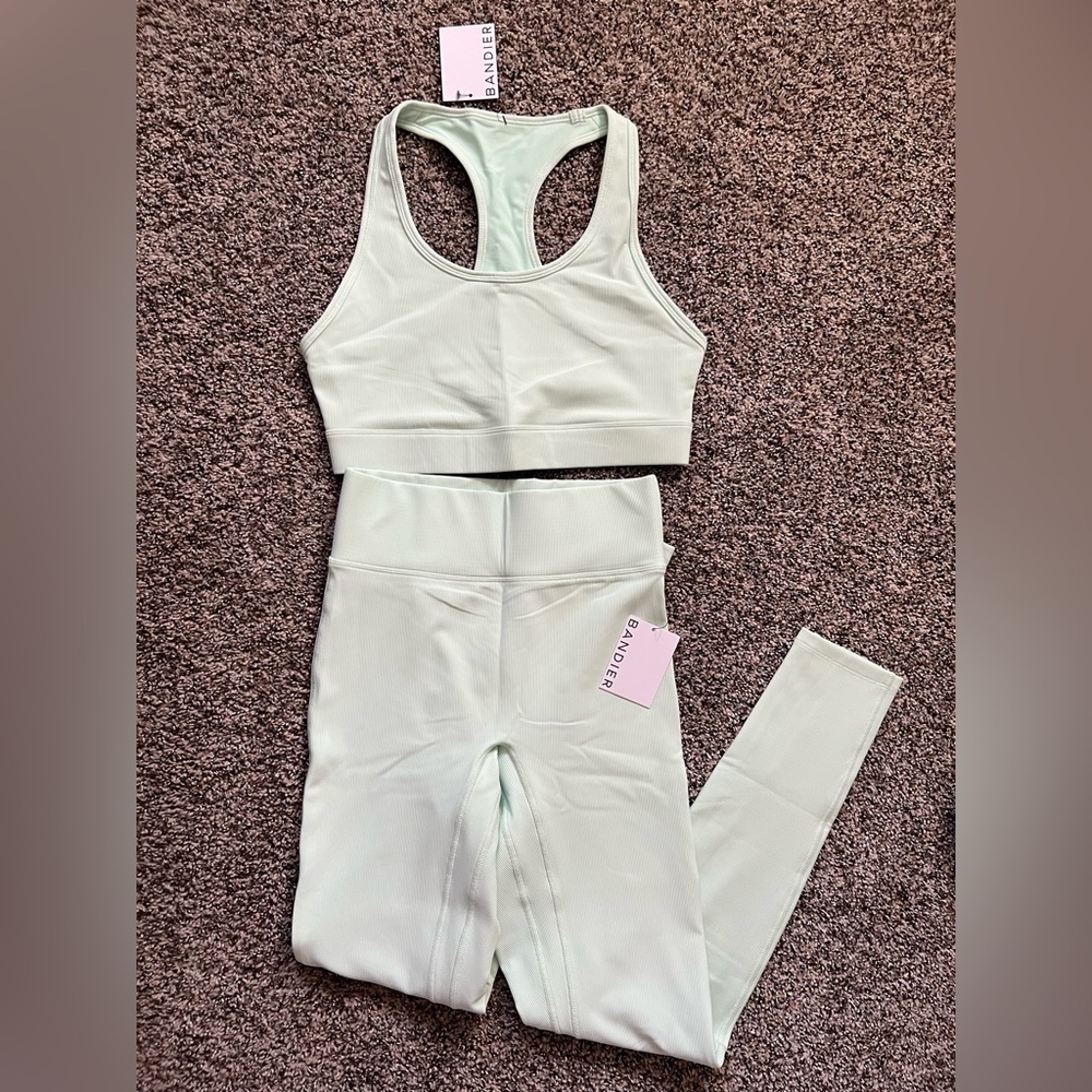 Bandier Ribbed Mint Green Sports Bra & Leggings Set NWT Size M/XS